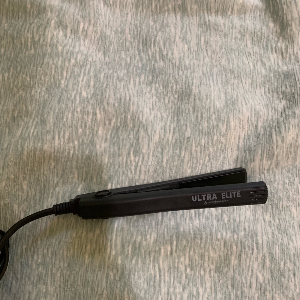 Mini straightener